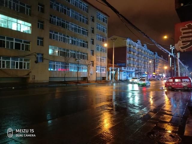 索尼顶级IMX380传感器,魅族15暗光拍照甩同价