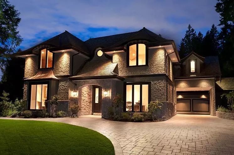 为什么很多中国人会选择移民加拿大?你知道这