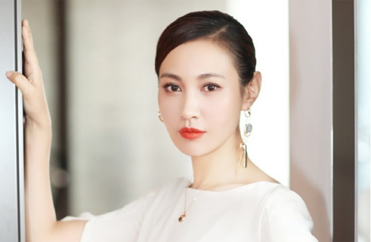 baby与她撞脸,杨雪《小鱼儿与花无缺》中的蛇