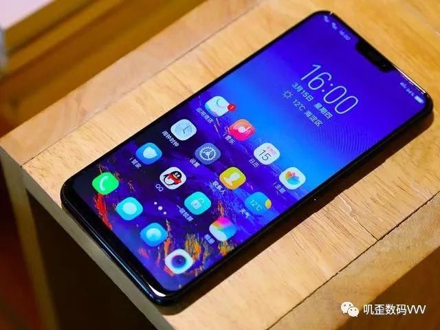 vivo X20与OPPO R15正式发布,真的要秒杀iPh
