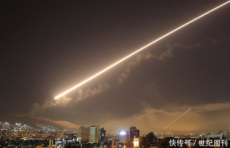 叙利亚将两枚未爆炸的巡航导弹交给俄罗斯,这