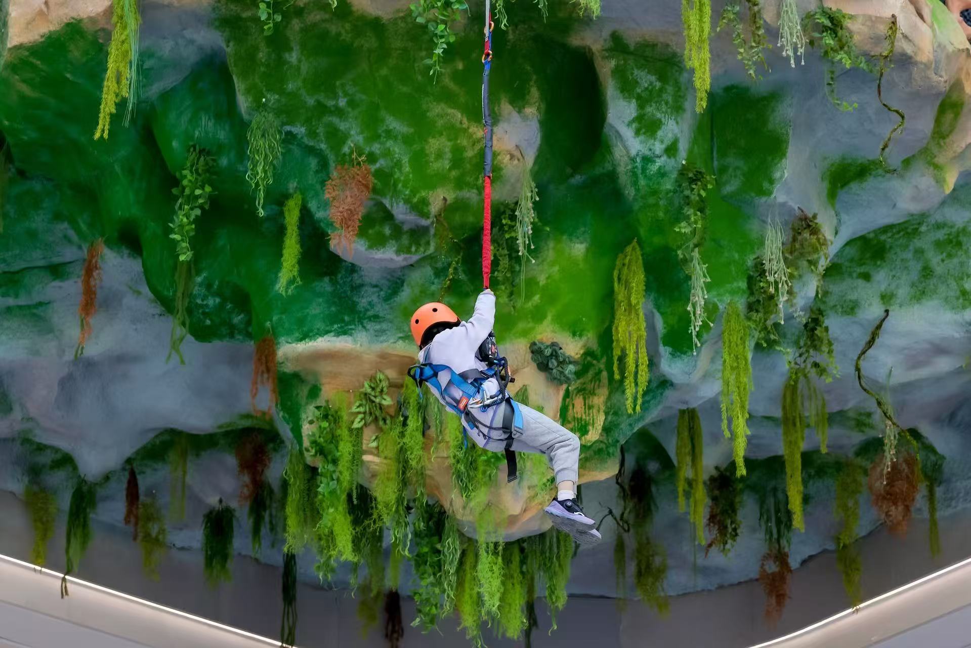 国内首家室内“探险·科普·娱乐”综合体验中心开业