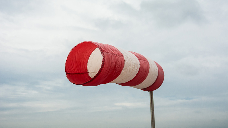 大风持续!北风5、6级,阵风9至11级,最高气温14℃ 大风持续!北风5、6级,阵风9至11级,最高气温14℃