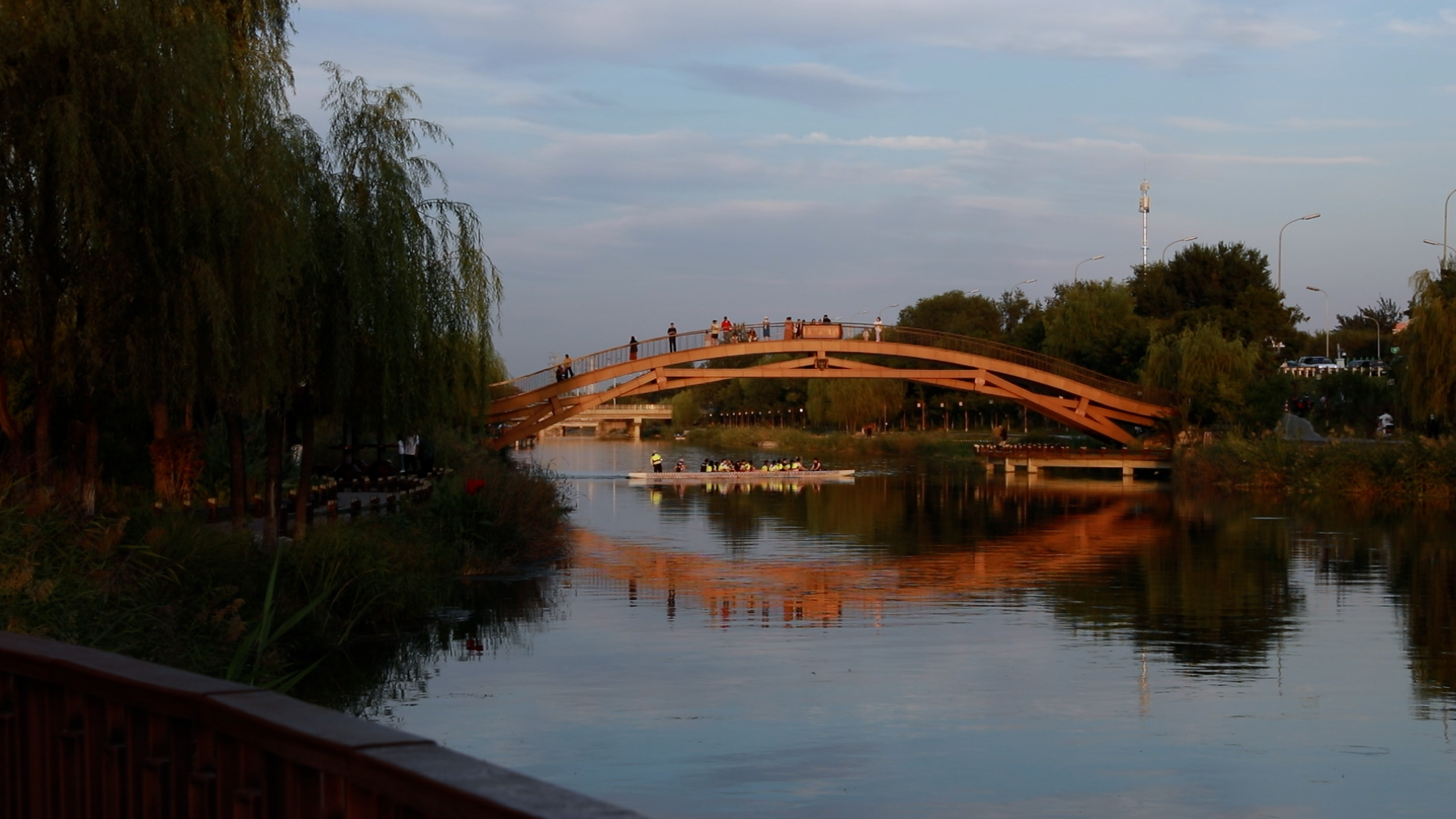 北京水务治理有看头 地下治水地上逛公园