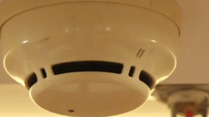 细思极恐!办公室暗藏针孔摄像头,哺乳期员工被偷拍,法院判了! 细思极恐!办公室暗藏针孔摄像头,哺乳期员工被偷拍,法院判了!