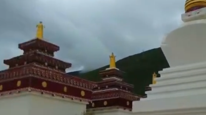 美丽中国行︱看见新生的玉树 美丽中国行︱看见新生的玉树