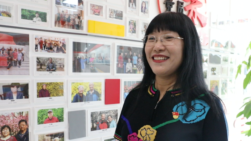 闪亮的勋章丨伊然:心系居民,“伊然”情深一位社区书记的坚守与奉献 闪亮的勋章丨伊然:心系居民,“伊然”情深一位社区书记的坚守与奉献