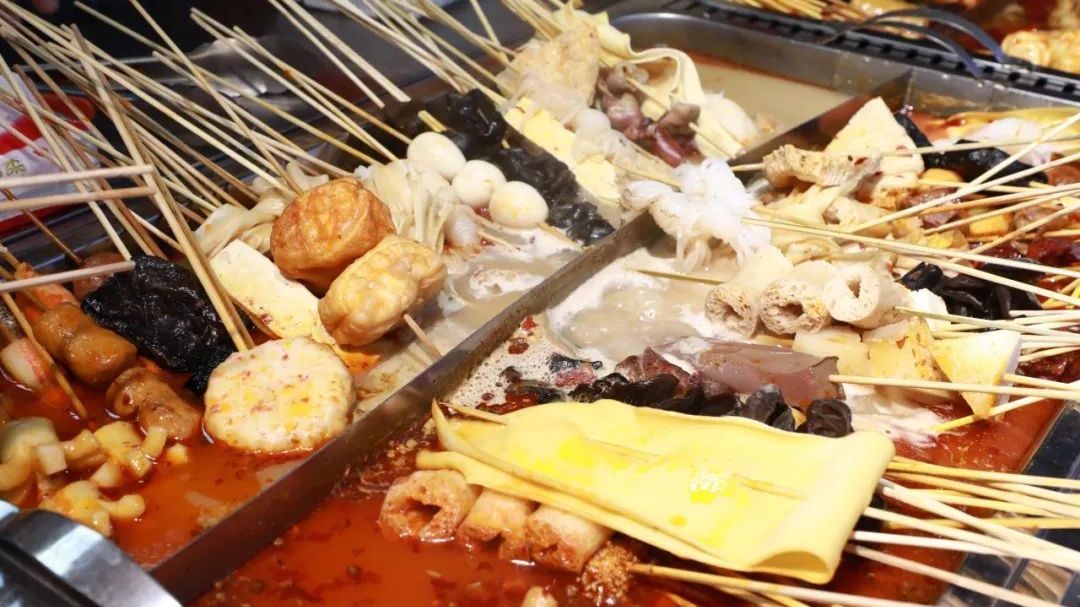 火速围观！美食、文创、服装、娱乐……团河兴观夜市全都有