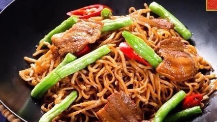 一蒸一焖一碗汤 复刻灵魂芸豆焖面.
