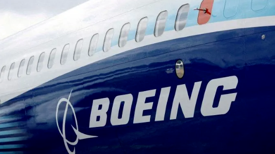 又是波音！两架客机空中发生故障