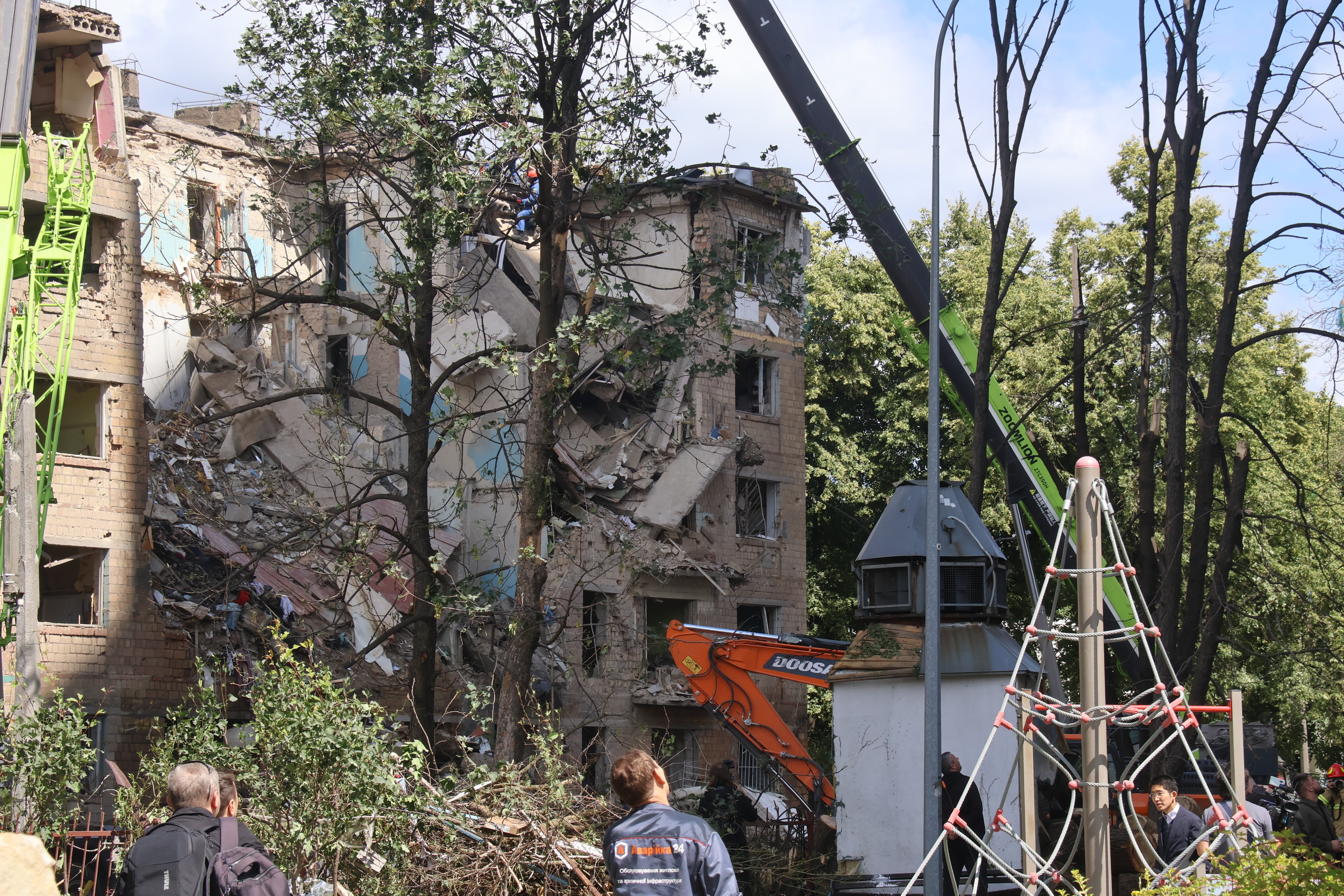 三套不够?特朗普:再送乌克兰一套“爱国者” 三套不够?特朗普:再送乌克兰一套“爱国者”