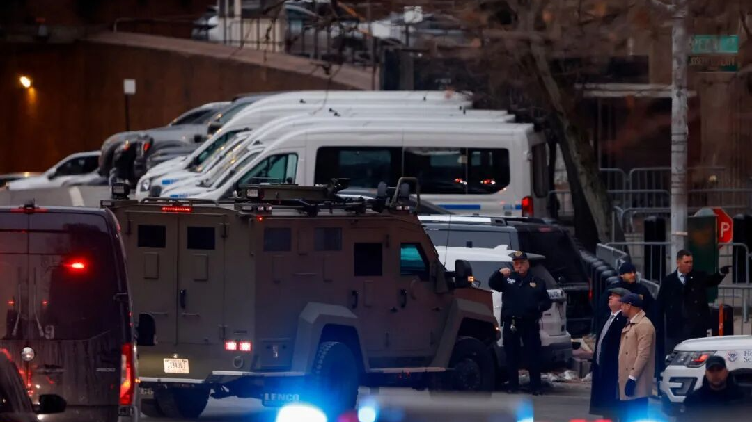 马杜罗抵达纽约联邦法院