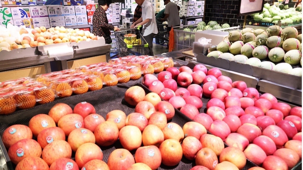 国家统计局:上半年社会消费品零售总额同比增长3.7% 国家统计局:上半年社会消费品零售总额同比增长3.7%