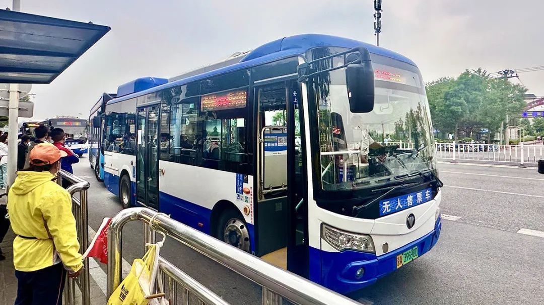 顺义区两条公交线路临时甩站绕行——