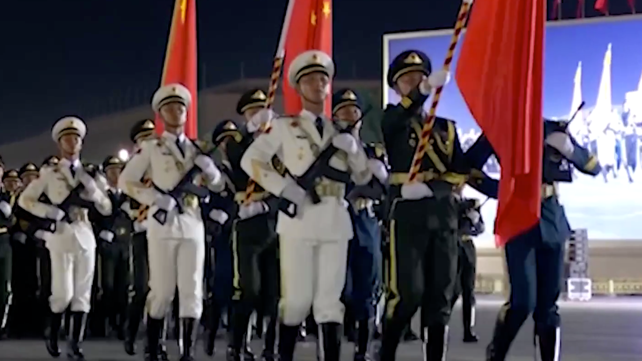 盛大阅兵倒计时9天，80秒带你回顾三次综合演练画面！
