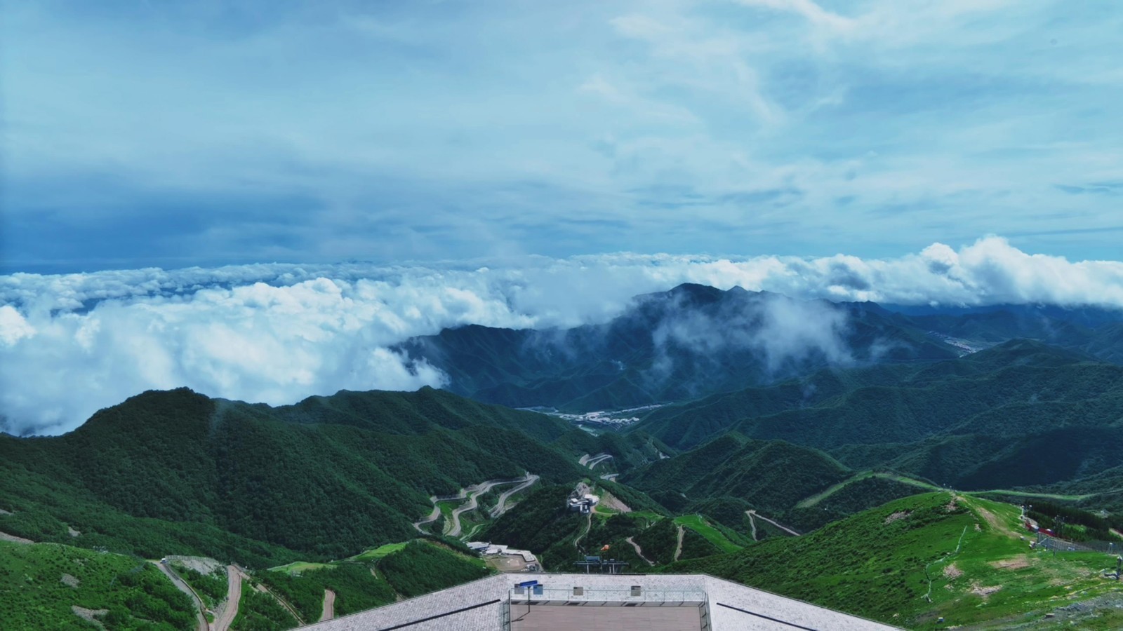 炎炎夏日 来延庆感受“天然空调房” 炎炎夏日 来延庆感受“天然空调房”