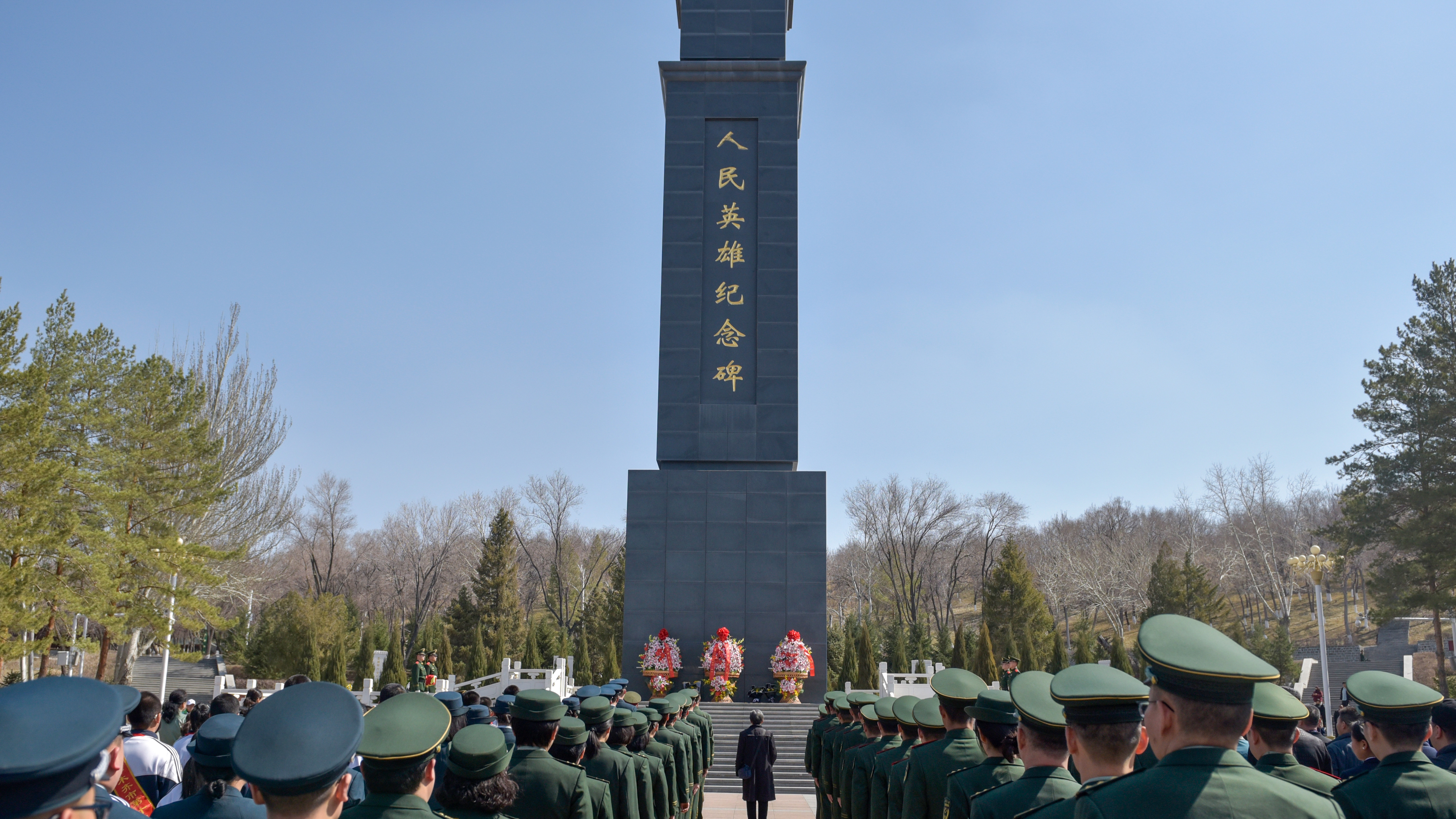 清明追思｜武警兵团总队医院开展“清明祭英烈 铁血继忠魂”主题活动