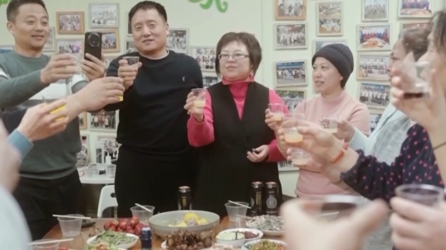 新春走基层丨这间小厨房 为白血病患者家庭提供“避风港” 新春走基层丨这间小厨房 为白血病患者家庭提供“避风港”