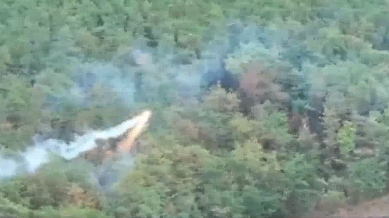 乌军疑似向俄方投铝热剂燃烧弹 乌军疑似向俄方投铝热剂燃烧弹