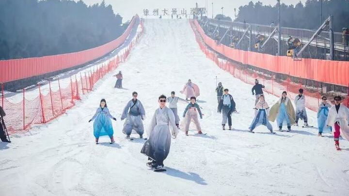 冰雪春天|少雪江南,为何热“雪”沸腾? 冰雪春天|少雪江南,为何热“雪”沸腾?