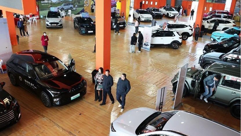 前两月“两新”政策加力扩围成效显著,汽车以旧换新超107万辆 前两月“两新”政策加力扩围成效显著,汽车以旧换新超107万辆