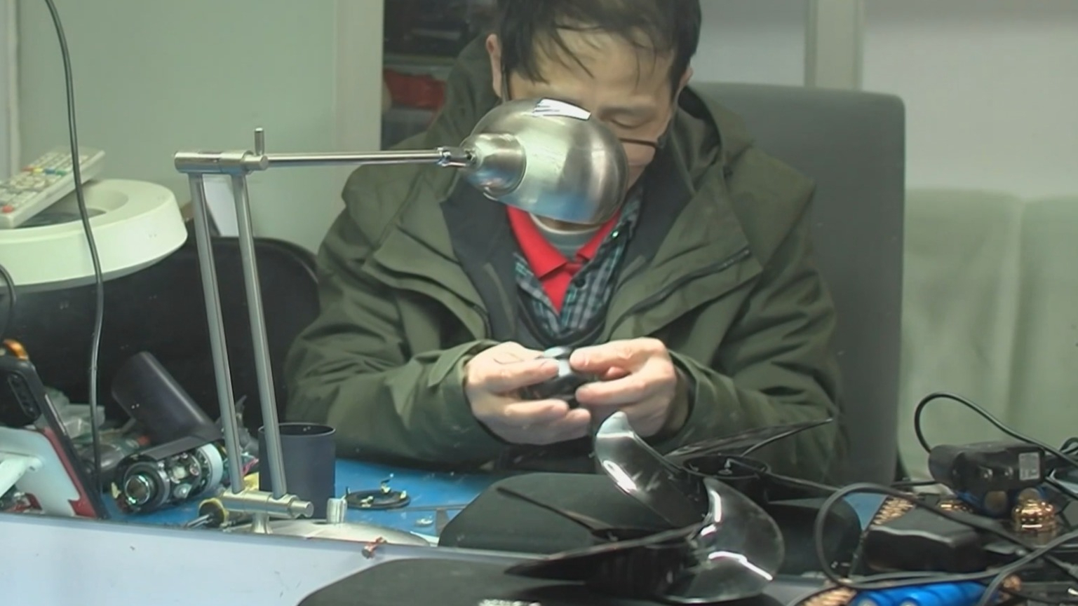 京华好风气丨杨久红段小芳:让“小修小补”回归居民生活 京华好风气丨杨久红段小芳:让“小修小补”回归居民生活