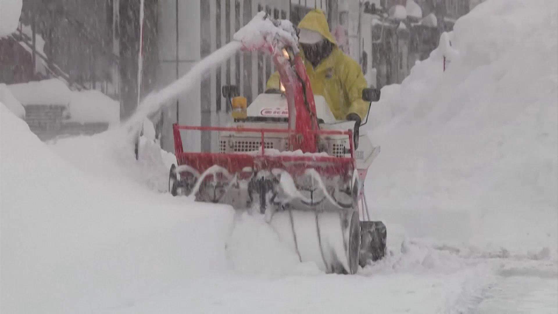 日本连日强降雪已致12人死亡 日本连日强降雪已致12人死亡