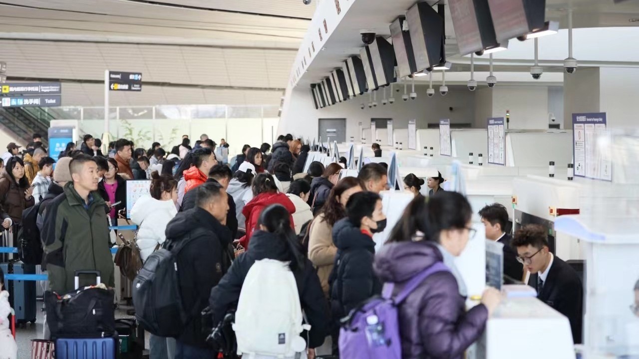 大兴机场2025年春节假期预计运送旅客132万余人次 大兴机场2025年春节假期预计运送旅客132万余人次