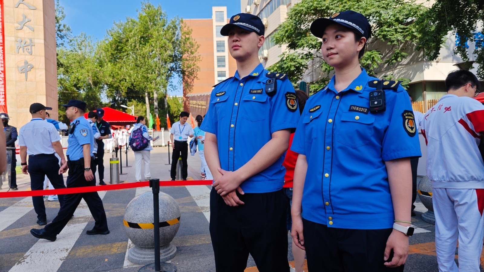 爱心护考十九载 海淀城管以“静音”护航考生逐梦 爱心护考十九载 海淀城管以“静音”护航考生逐梦