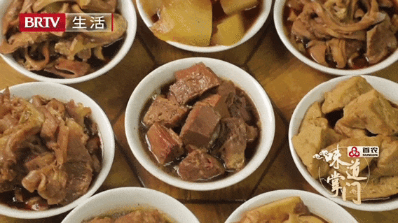 装满人情味儿的八大碗