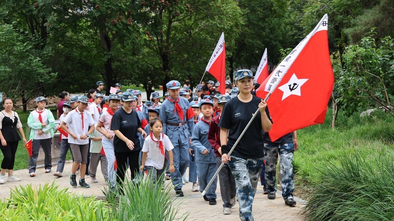 传承红色基因 回龙观街道蓝天嘉园社区开展主题教育活动 传承红色基因 回龙观街道蓝天嘉园社区开展主题教育活动