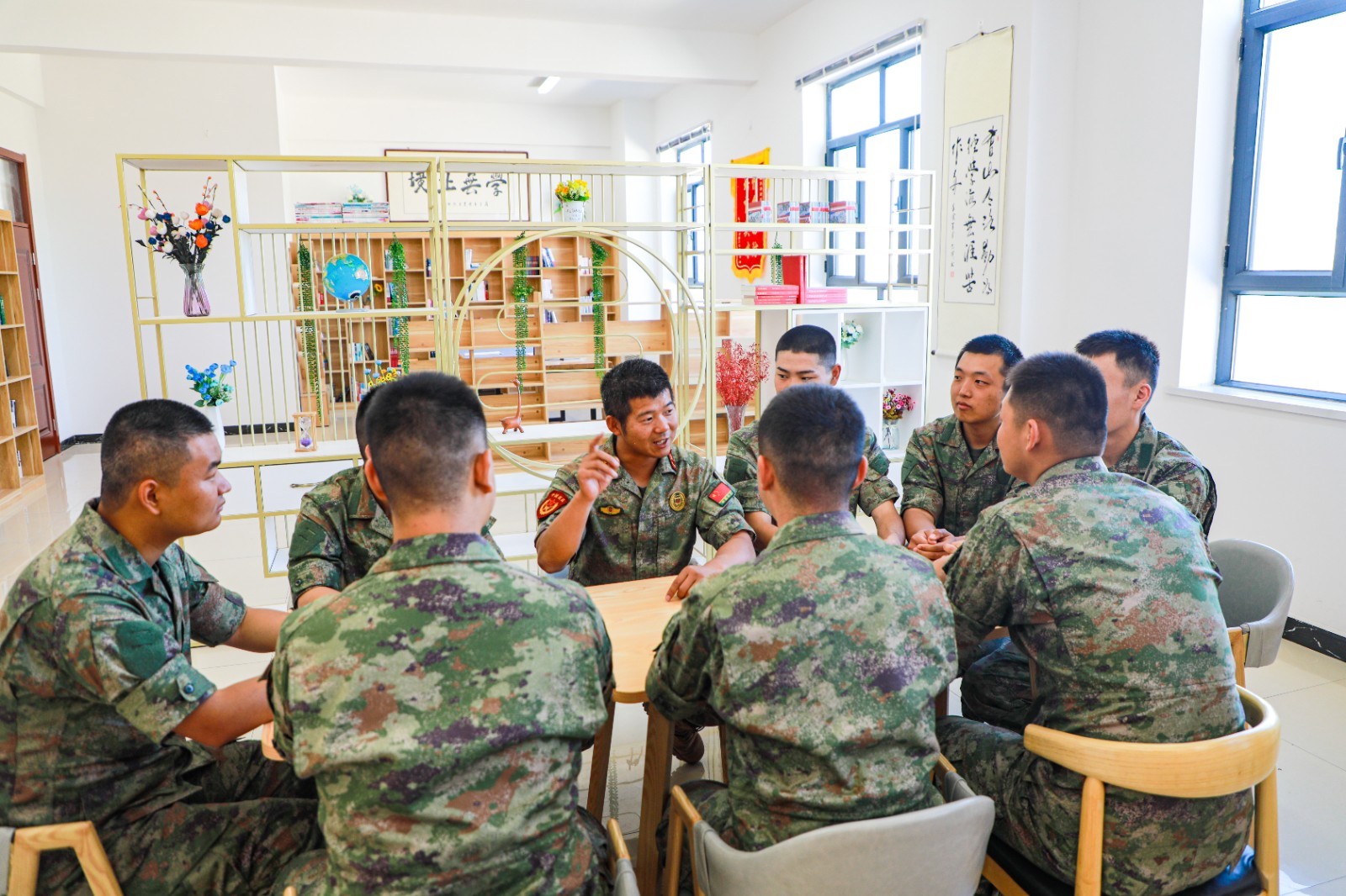 河北涿州新兵训练基地图片