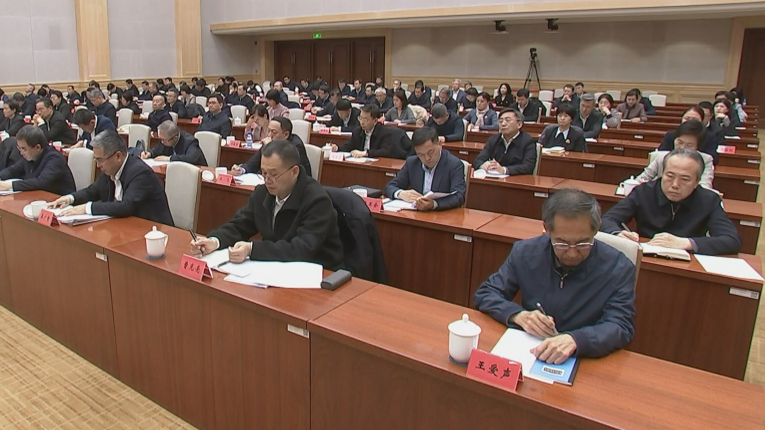 尹力强调：以坚决态度务实举措严格纪律做好巡视“后半篇文章”