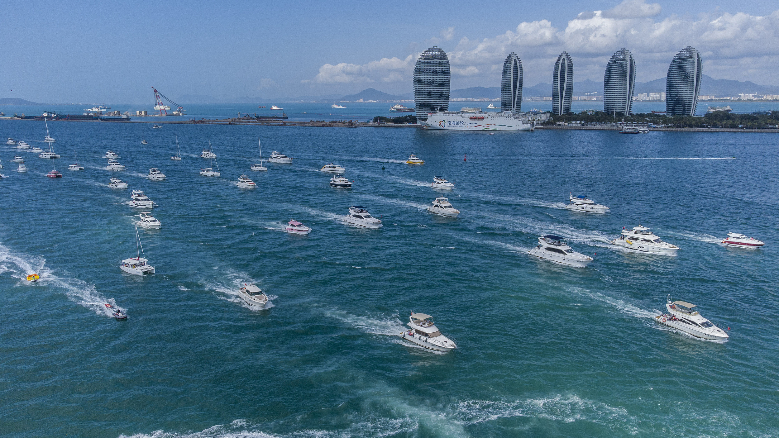 这个国庆,用一场旅行拥抱海南吧! 这个国庆,用一场旅行拥抱海南吧!