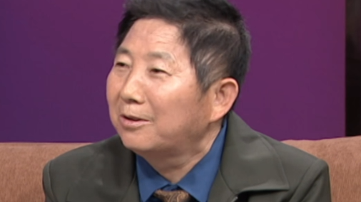 相伴多年的夫妻吵都吵不离