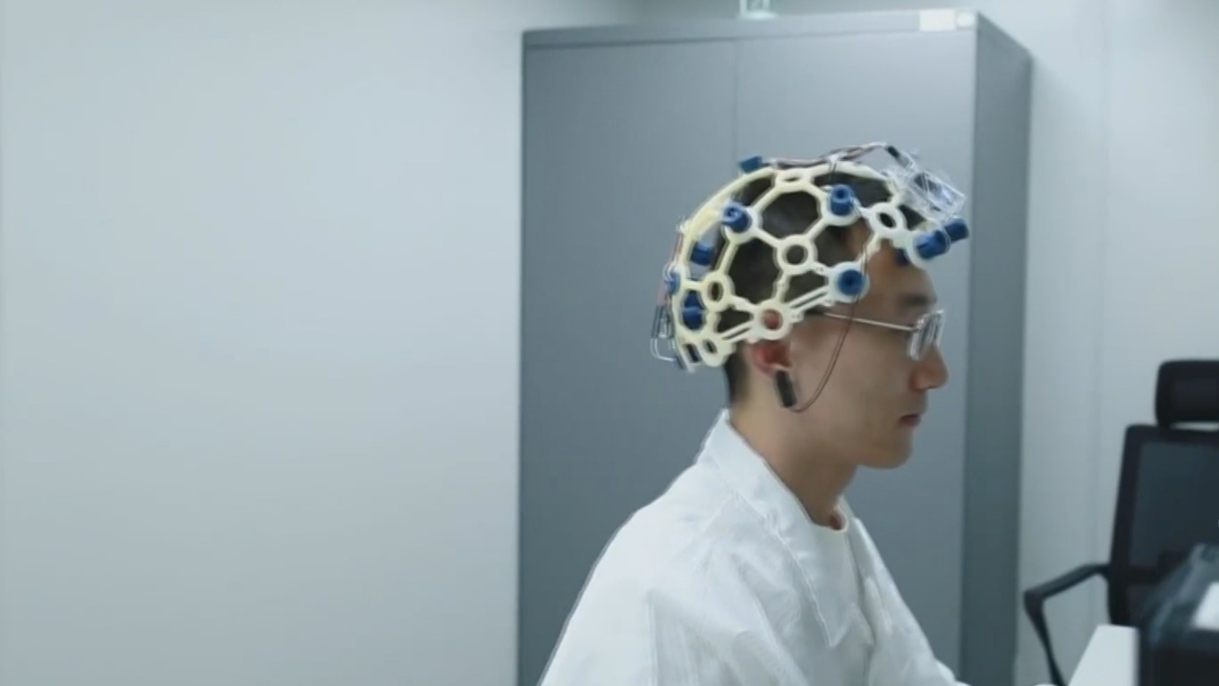 首善答卷百人谈丨罗敏敏