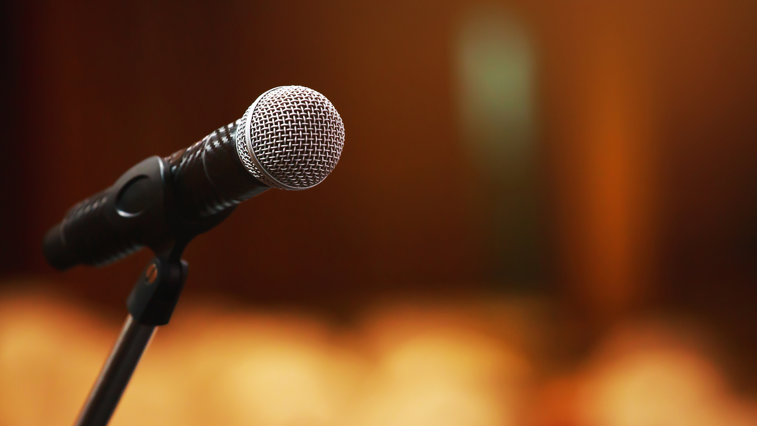 “青岛行人相撞案”现场视频公布 法院:表述不当造成误导 “青岛行人相撞案”现场视频公布 法院:表述不当造成误导