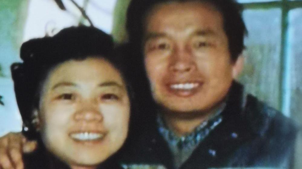 李绪良在妻子面前竟然有十余种身份?_北京时间