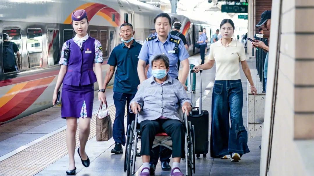 特殊重点旅客服务如何预约？详细解读来了！