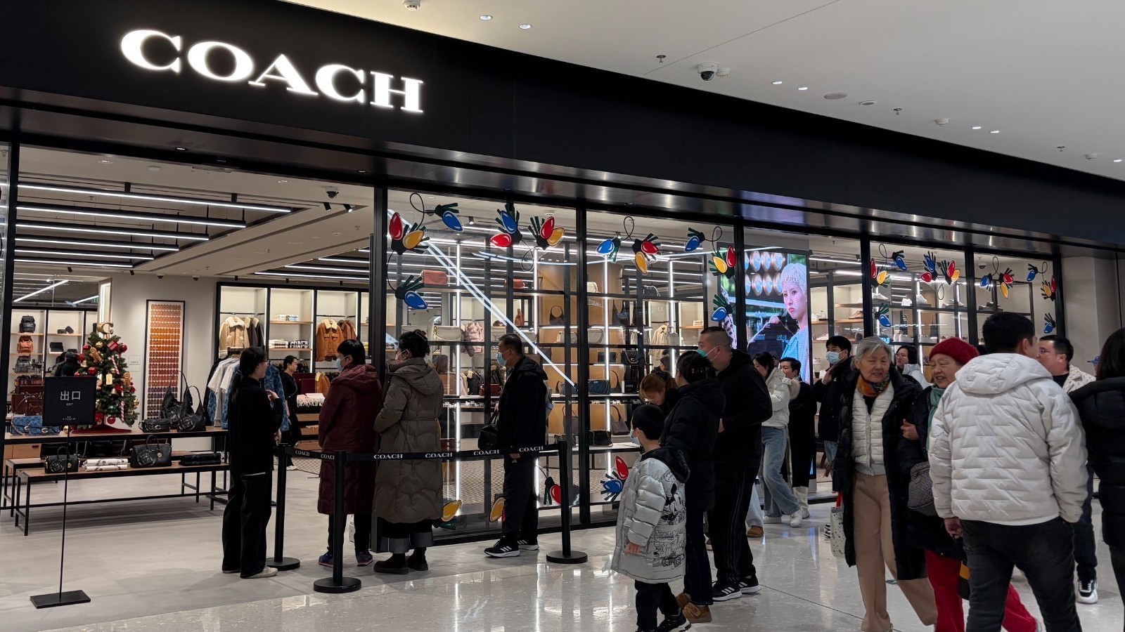 消费提振•点燃首都烟火新活力 消费提振•点燃首都烟火新活力