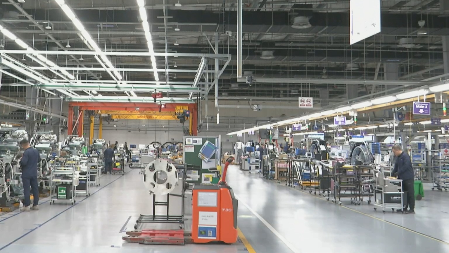 首善答卷丨从“千亿集群”到“万亿产业” 北京产业结构实现“高精尖”化 首善答卷丨从“千亿集群”到“万亿产业” 北京产业结构实现“高精尖”化