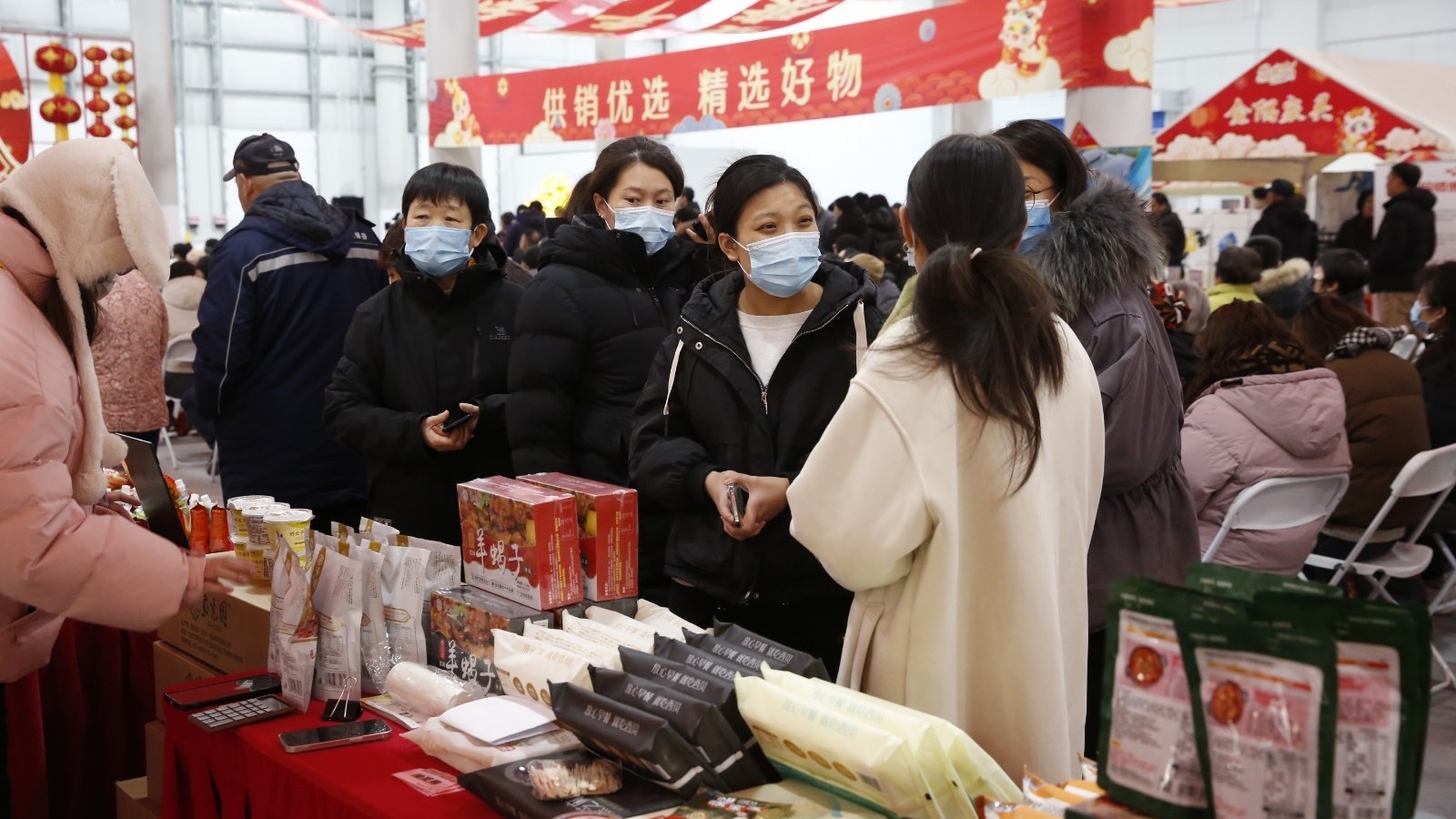 北京平谷首都物流高地首届“仓播仓买”年货节开幕 北京平谷首都物流高地首届“仓播仓买”年货节开幕