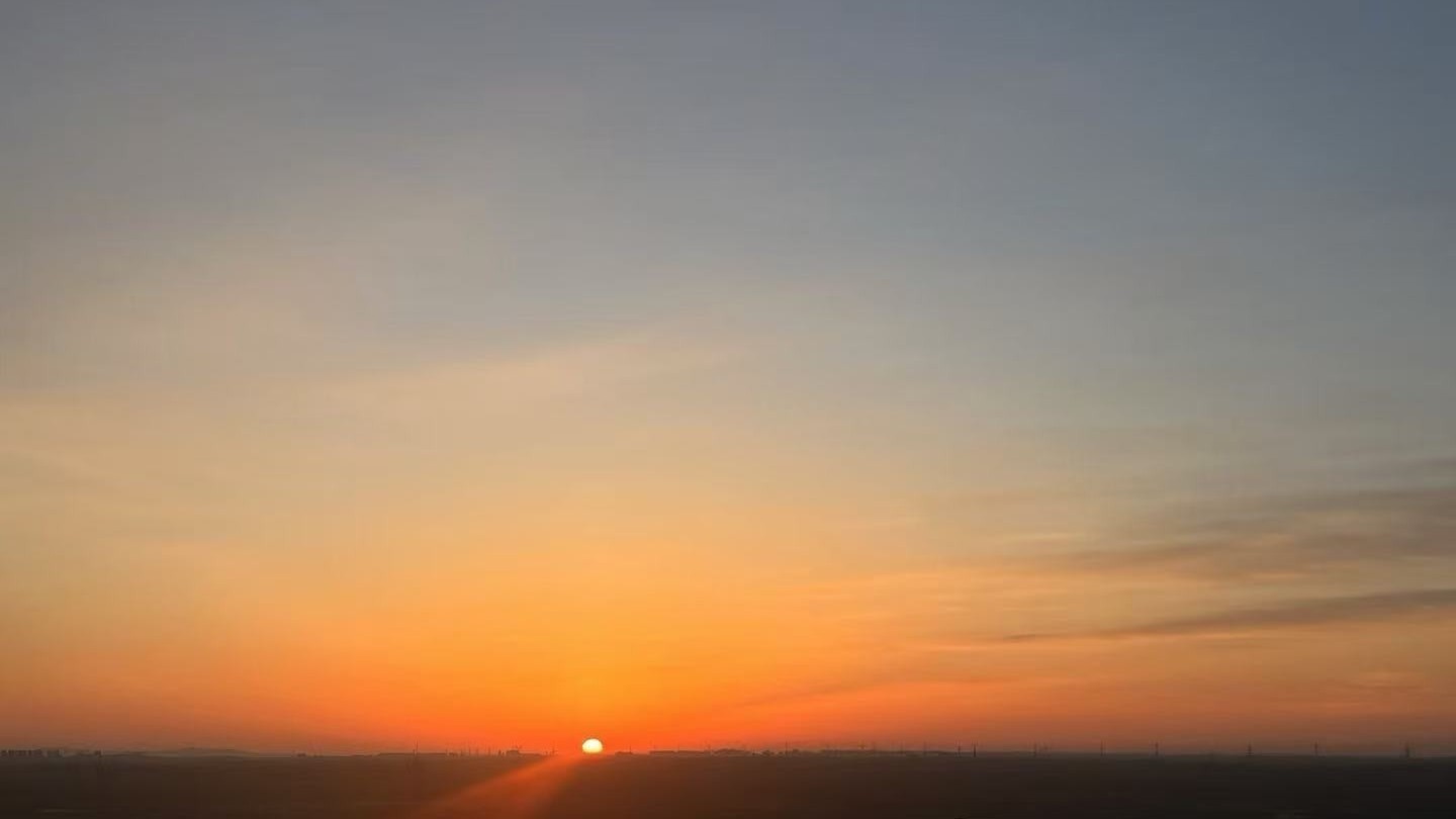 大风+扬沙 今天最高气温7℃ 周末降温“冻真格”! 大风+扬沙 今天最高气温7℃ 周末降温“冻真格”!