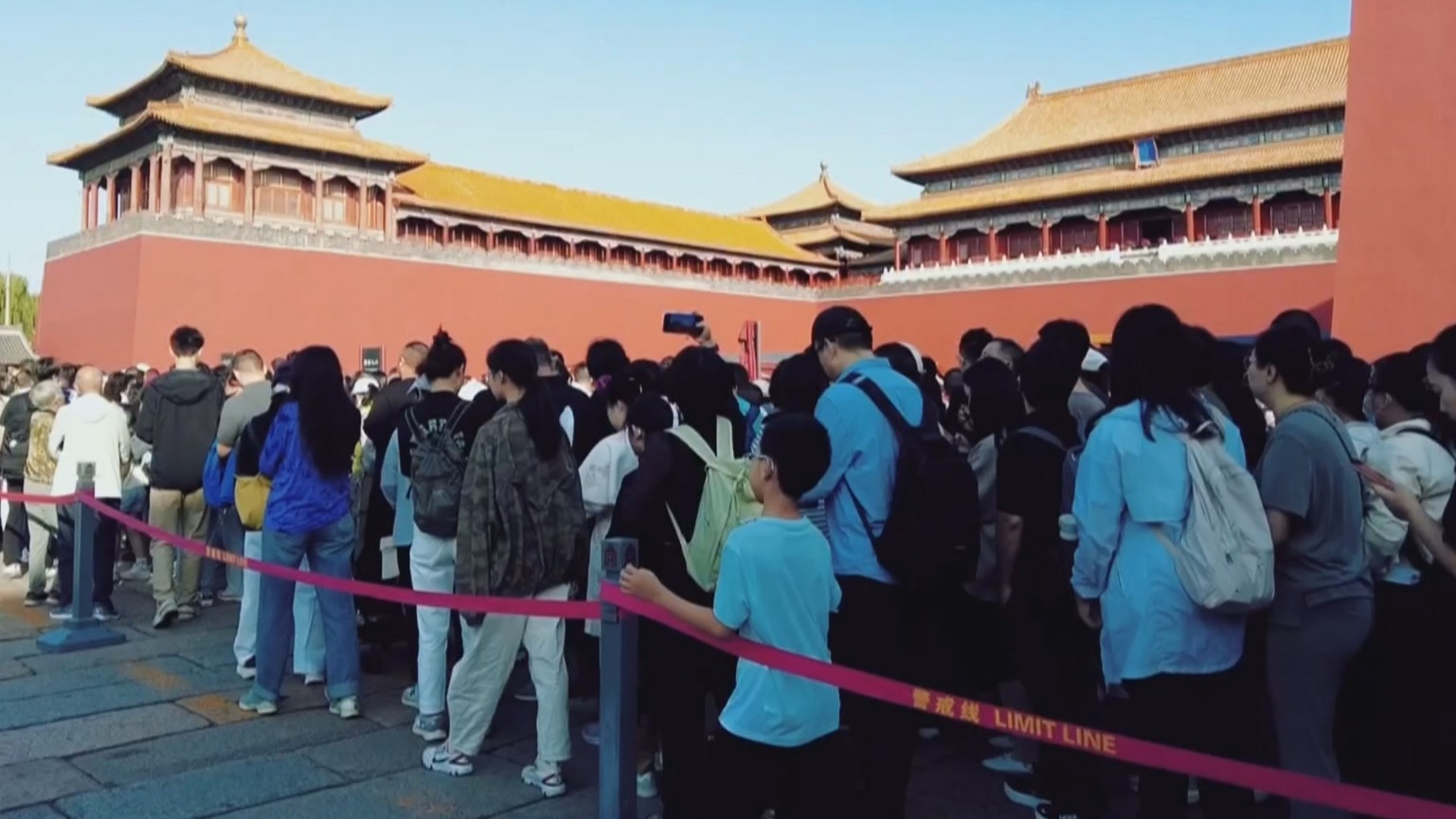 国宝《清明上河图》午门展出将持续到10月29号 错过再等十年