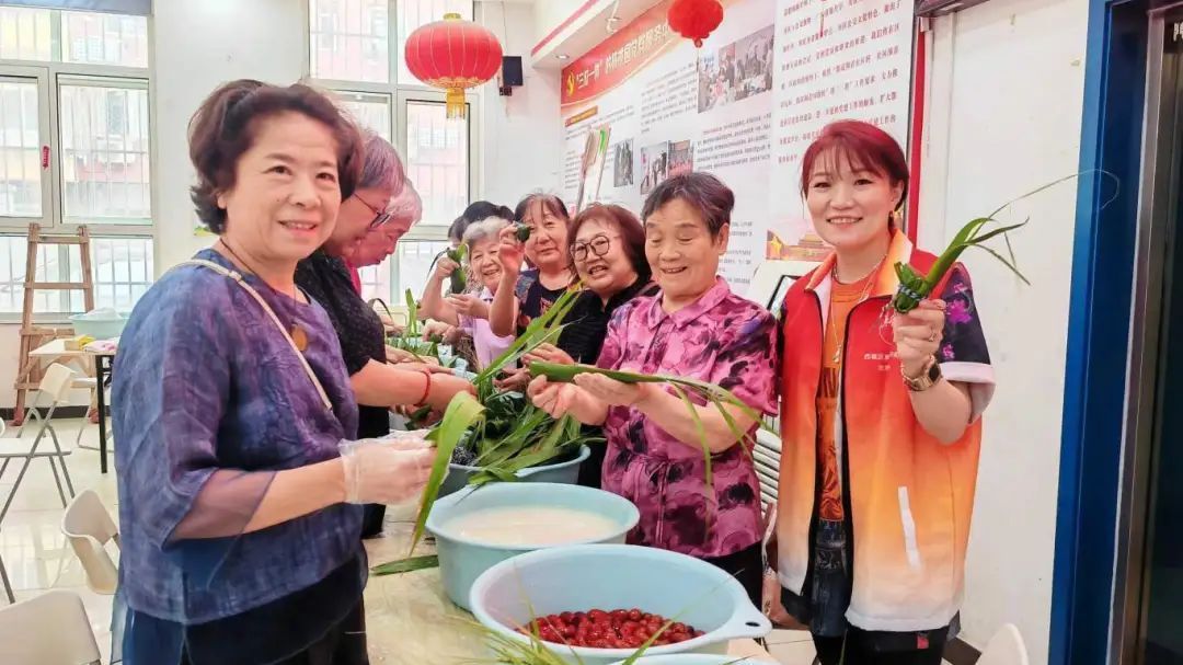 广内街道多层次养老服务打造家门口“幸福圈” 广内街道多层次养老服务打造家门口“幸福圈”