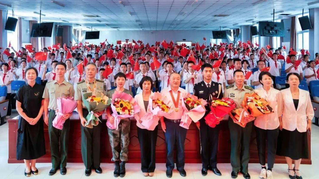 北京市“爱我国防”全民国防教育宣讲团走进房山开展专场宣讲 北京市“爱我国防”全民国防教育宣讲团走进房山开展专场宣讲