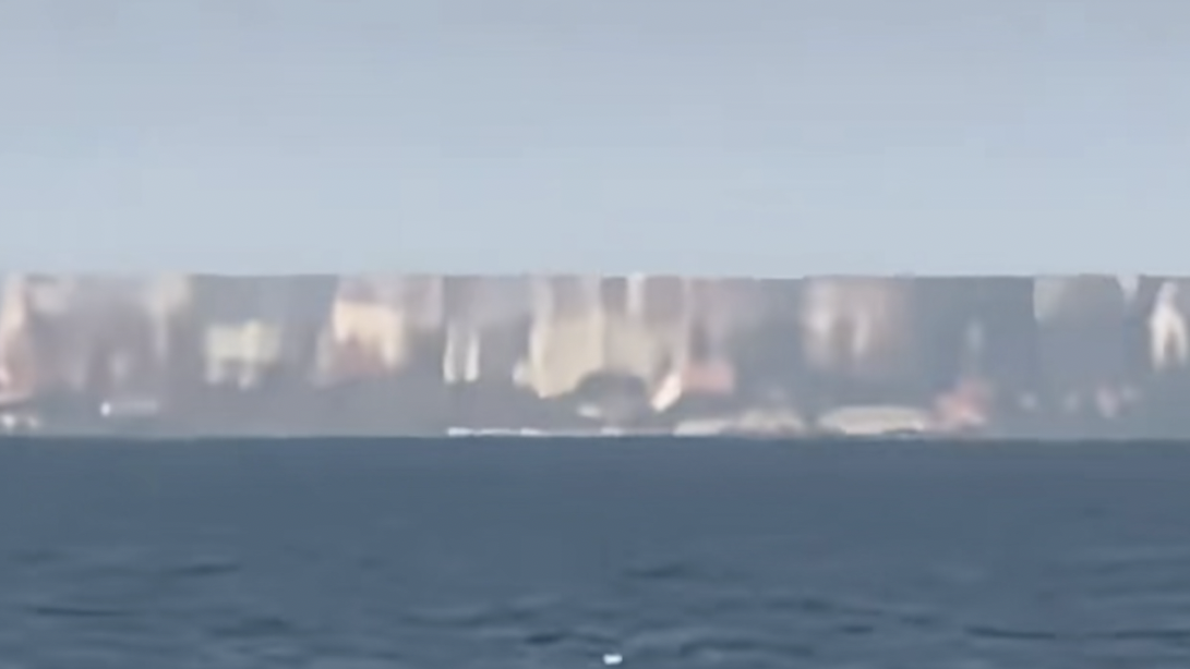 秦皇岛惊现数十公里海市蜃楼