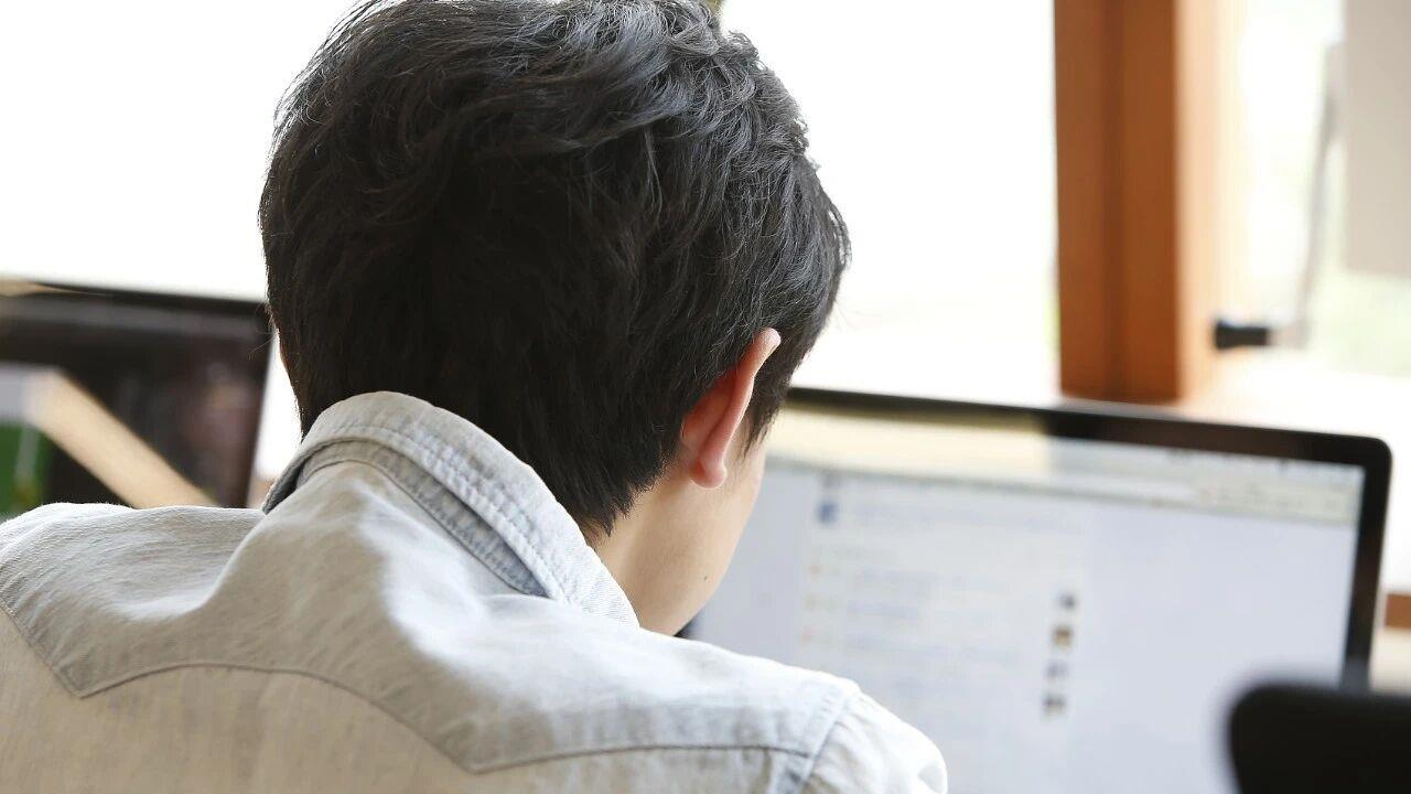 将国家秘密放进“求职作品集”被严惩 警惕境外“橄榄枝”暗藏祸心 将国家秘密放进“求职作品集”被严惩 警惕境外“橄榄枝”暗藏祸心