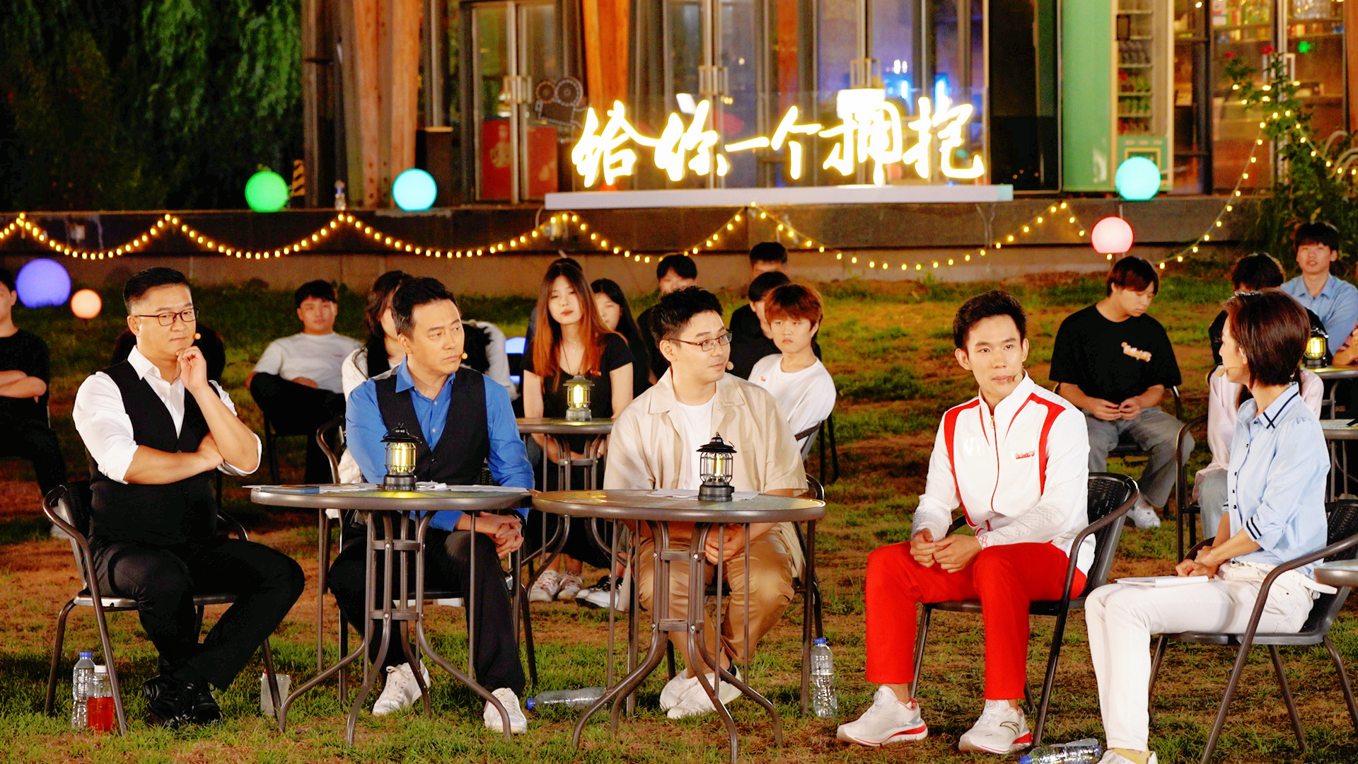 聚焦求职群体故事 北京卫视求职纪实观察节目《给你一个拥抱》开播 聚焦求职群体故事 北京卫视求职纪实观察节目《给你一个拥抱》开播