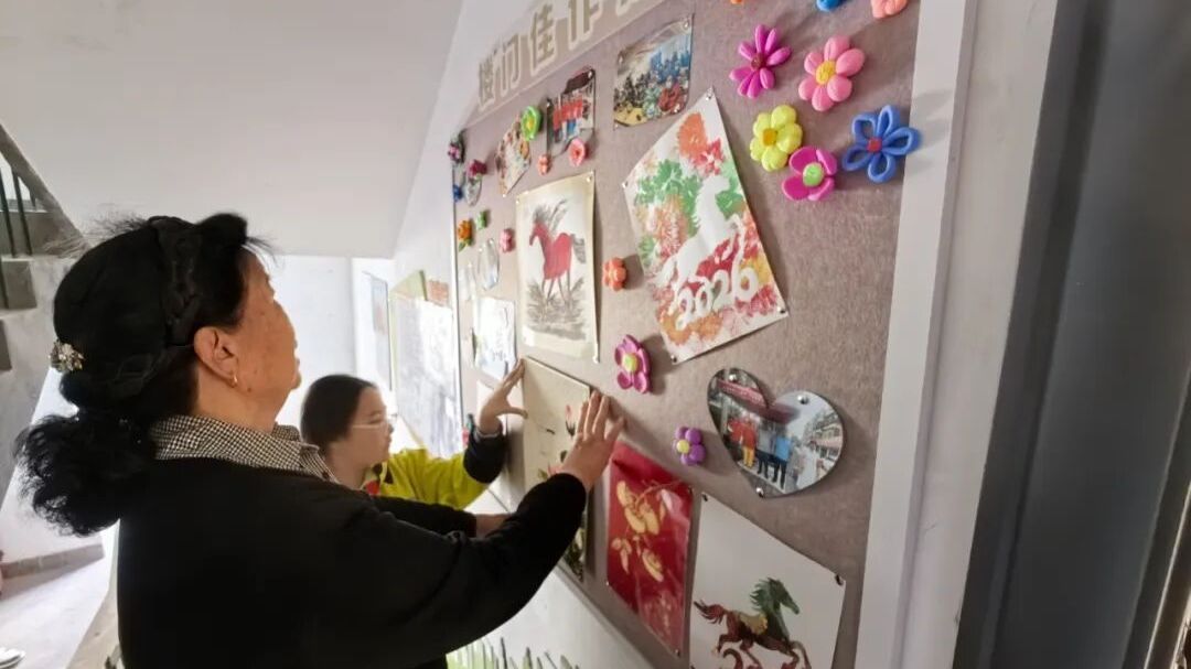 一句问候，她守护了楼门二十年！